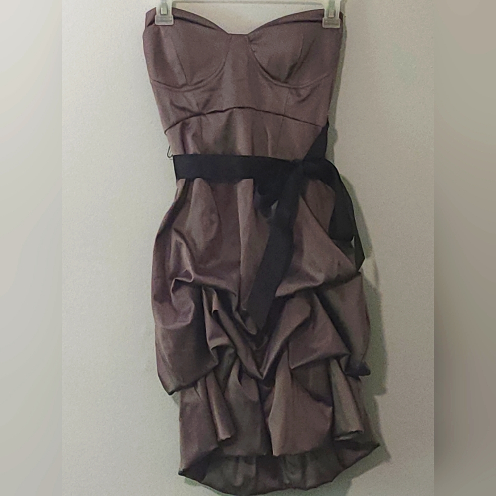Wishes, size 7, dark gray